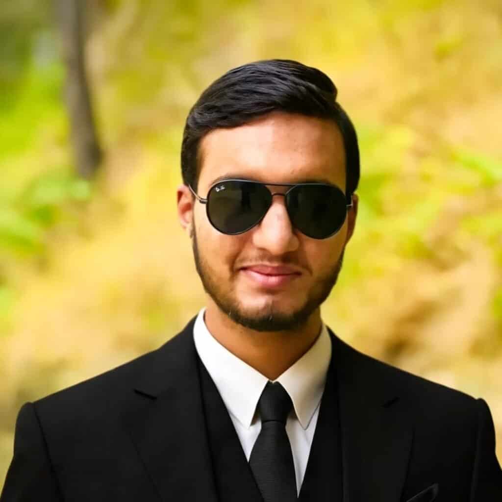 Touseef Hussain - WordPress Developer Pakistan working on website design